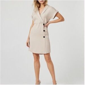 Le Chateau Sand Colour Dress Size Medium